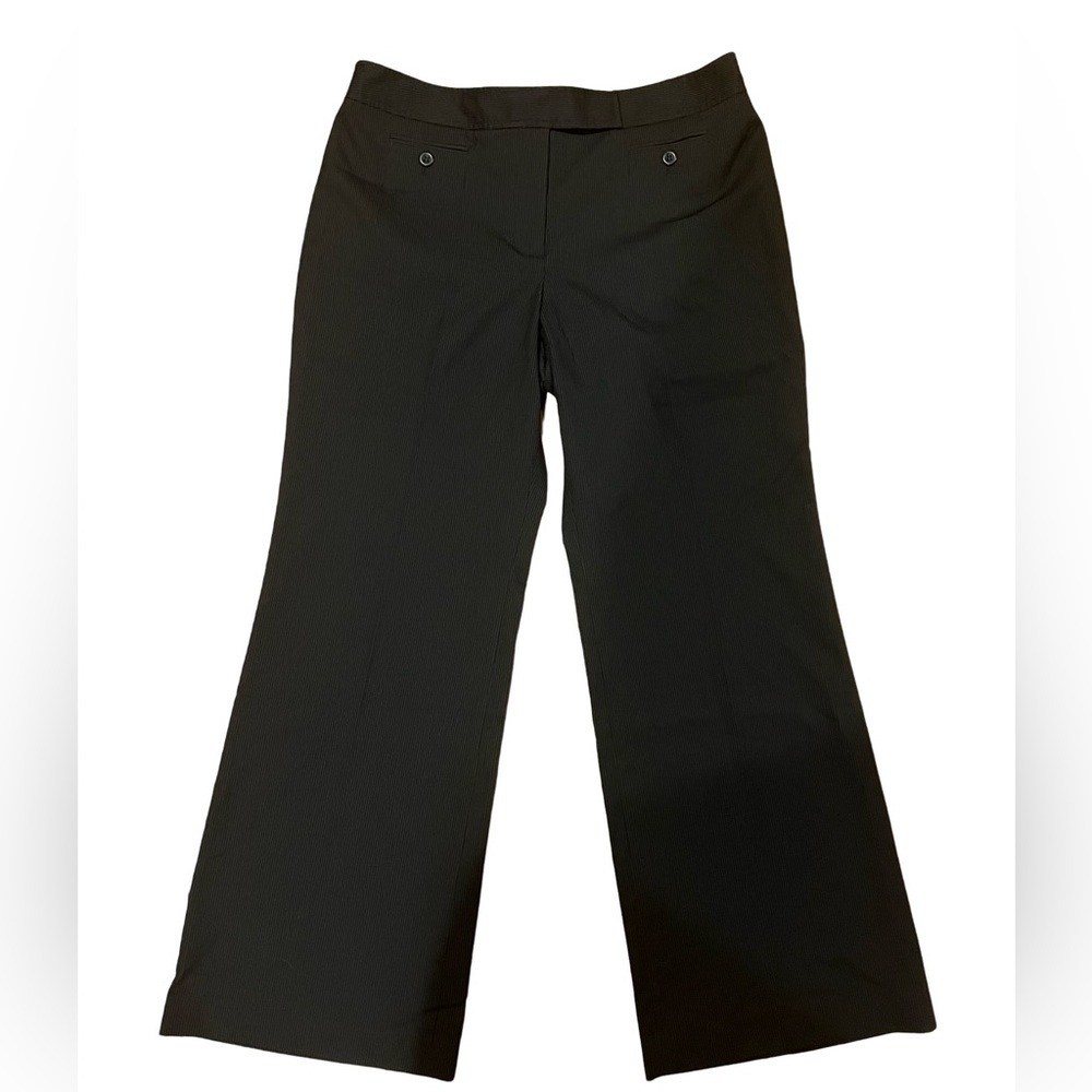 Ann Taylor Loft Wide leg Trouser Size 12 P Black Style Ann with slight lines